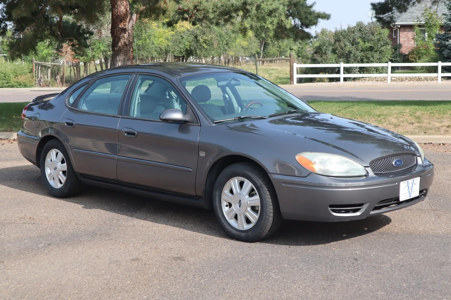 2004 Ford Taurus